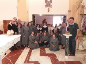Biancavilla, accolte le Suore Veroniche del Volto Santo: l’associazione San Pasquale Baylon gemellata con parrocchia calabrese