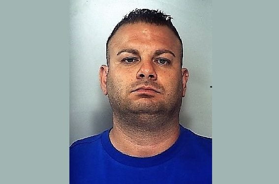 Misterbianco, condannato a 3 anni e 4 mesi uno del commando della ‘spaccata’: i colpi messi a segno due anni fa