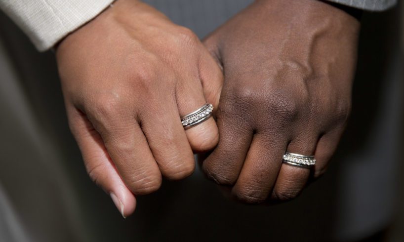 Catania, misura cautelare per la ‘paraninfa’ colombiana Jessica: falsi matrimoni per regolarizzare extracomunitari