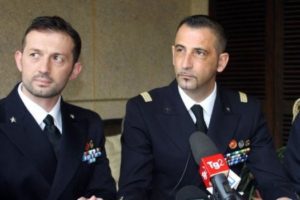 Caso Marò: arbitrato internazionale assegna all’Italia la giurisdizione. Latorre e Girone processati in Italia