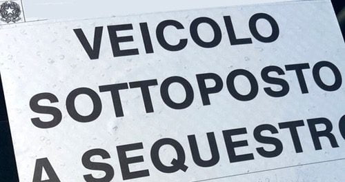 Adrano, vende il motorino sequestrato: 30enne denunciato dalla Polizia