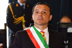 Sicilia, Cateno De Luca lancia (per ora) un altro candidato alla presidenza della Regione