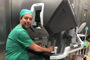 Catania, al 'Garibaldi-Nesima' intervento in 3D salva unico rene a una donna: equipe del prof. Falsaperla