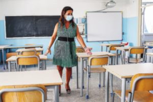 Riapre la scuola: buon senso e flessibilità per fronteggiare il Covid. Guai a sigillare il mondo