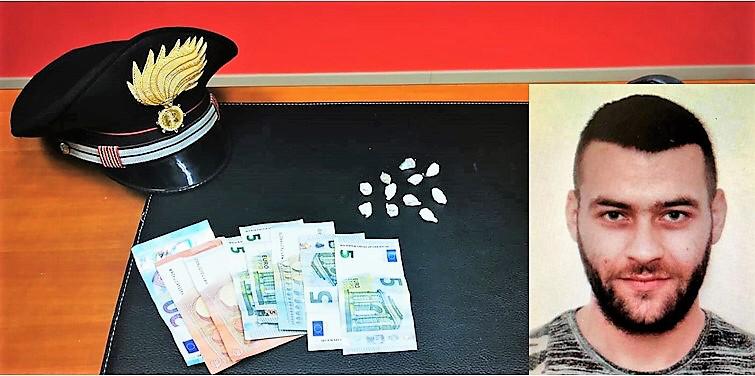 S. G. la Punta, preso lo spacciatore dalla tuta maculata: bloccato a Catania in Piazza Mancini Battaglia