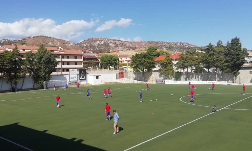 Paternò, tampone-bis negativo per giocatori e dirigenti della squadra di calcio: sale il numero di positivi a Randazzo
