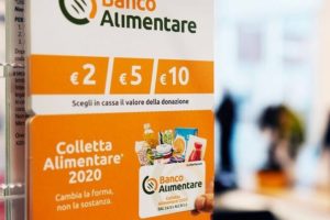 Colletta Alimentare, diretta anche sui social: dona una card. Il sostegno di Biagianti, Frassica, Biondi e Venuti
