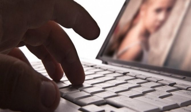 Minorenni di Catania adescati con falsi profili social: arrestata coppia di Termini Imerese