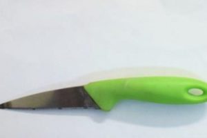 Catania, rapinare le vittime con un coltello dal manico fluorescente: Polizia arresta 30enne