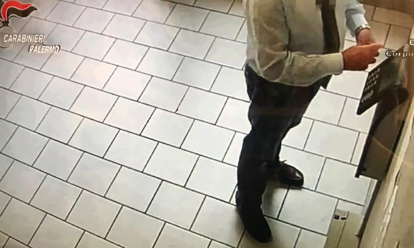 Palermo, blitz anti-assenteismo ai servizi cimiteriali: 18 misure cautelari. Rilevate 2000 timbrature sospette