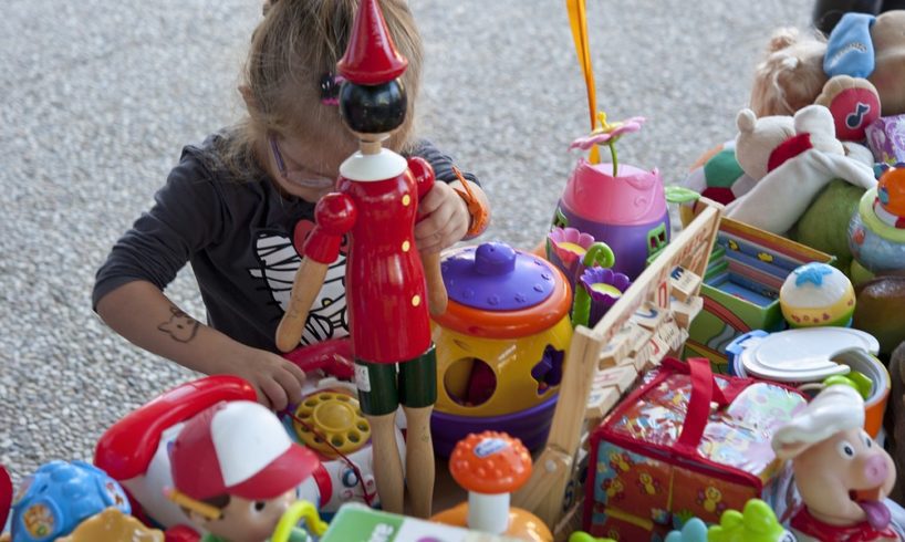 Paternò, il Circolo Pd lancia iniziativa di solidarietà per i bambini: il 19 e 20 raccolta di giocattoli e alimentari