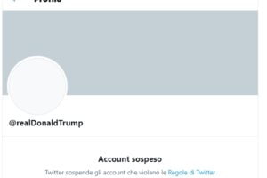 Twitter sospende l’account di Trump in modo definitivo: “Rischio di nuove istigazioni alla violenza”