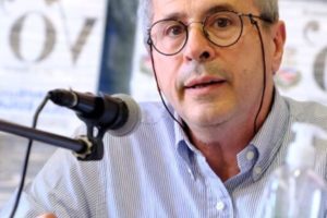 Covid, Crisanti: “Serve lockdown vero e veloce per non complicare la vaccinazione”