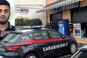 Riposto, arresto-lampo per il rapinatore del bar tabacchi di Macchia di Giarre: in manette 26enne