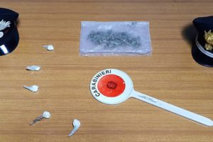 Palagonia, nascondeva cocaina e marijuana in uno zaino: arrestato 45enne