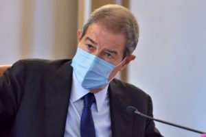 Musumeci non esclude il licenziamento dei ‘furbetti’ del vaccino: oltre 300 gli imbucati che hanno ricevuto la prima dose