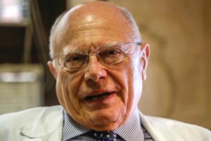 Covid, Galli: “Produrre su licenza il vaccino Pfizer-Biontech risolverebbe molti problemi”
