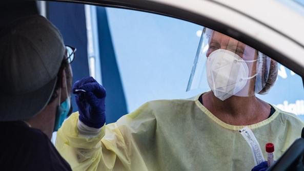 Bronte, un solo caso di covid su 538 tamponi tra gli studenti. Firrarello: “Ottima notizia per i nostri ragazzi che rientrano a scuola”
