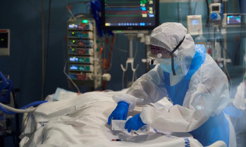 Paternò, altre 2 vittime da covid: il virus si porta via un uomo di 76 anni e una donna di 73