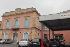 Bronte, l’Asp approva delibera per ripresa lavori ospedale. Firrarello: “Manca poco per l’appalto”