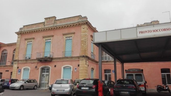 Bronte, l’Asp approva delibera per ripresa lavori ospedale. Firrarello: “Manca poco per l’appalto”