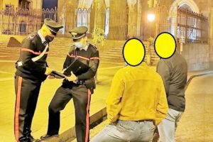 Randazzo: “Eravamo 7 amici al bar (senza mascherina)”: sanzionati dopo controlli anticovid