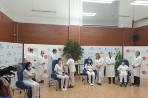 Covid, Musumeci: “Vaccinazione di massa in 9 centri hub nella fase successiva del secondo trimestre”