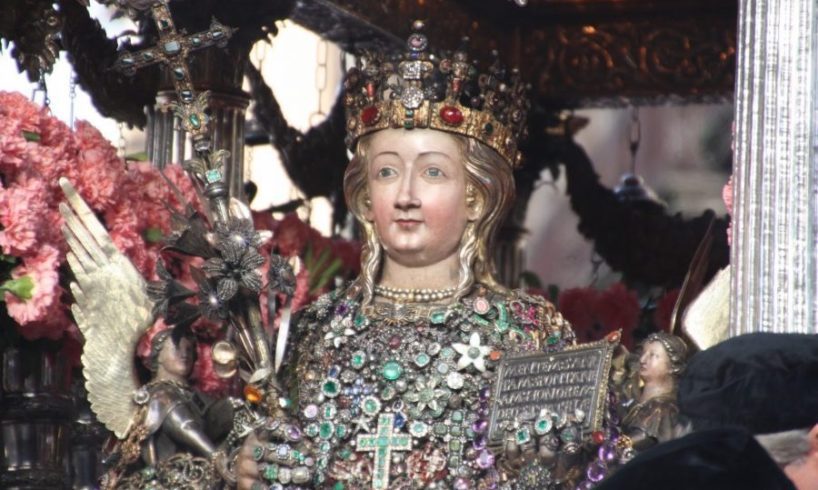 Catania, ordinanza anti-assembramento per l’ottava di S. Agata: vietato stazionare in Piazza Duomo
