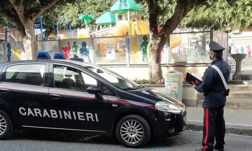 Misterbianco, chiuso chiosco-bar: serviva i clienti al tavolo