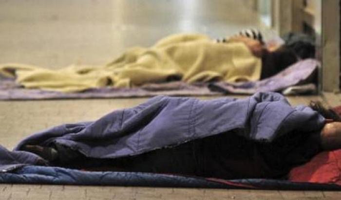 Paternò, servono coperte per la baraccopoli di c.da Ciappe Bianche: il freddo fa scattare la catena di solidarietà