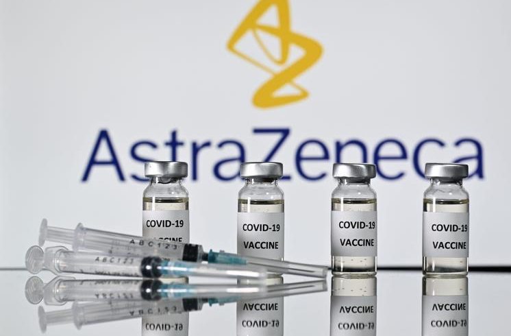 Vaccino, misure precauzionali per AstraZeneca dopo i casi di trombosi: Sicilia sospende lotto ABV2856