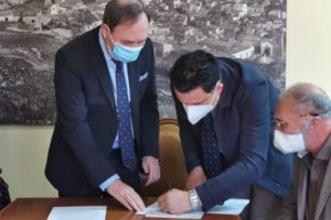Paternò, un laboratorio di archeologia nel museo Savasta: convenzione tra Comune e SiciliAntica