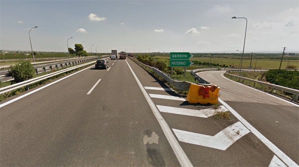 Paternò, 86enne muore schiacciato dal trattore che guidava: nelle campagne di Gerbini