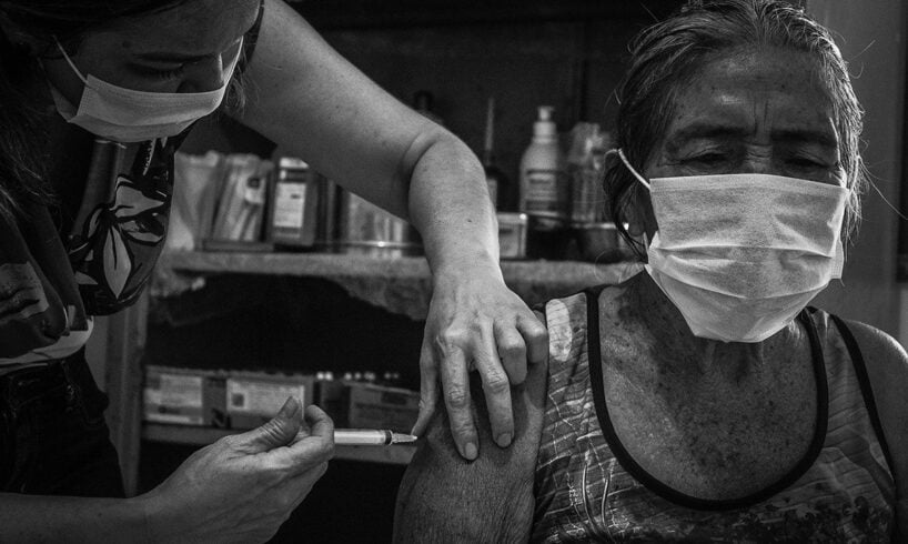 Covid, vaccinazione per indigenti e senzatetto: verso un accordo tra Asp, Croce Rossa e Comune