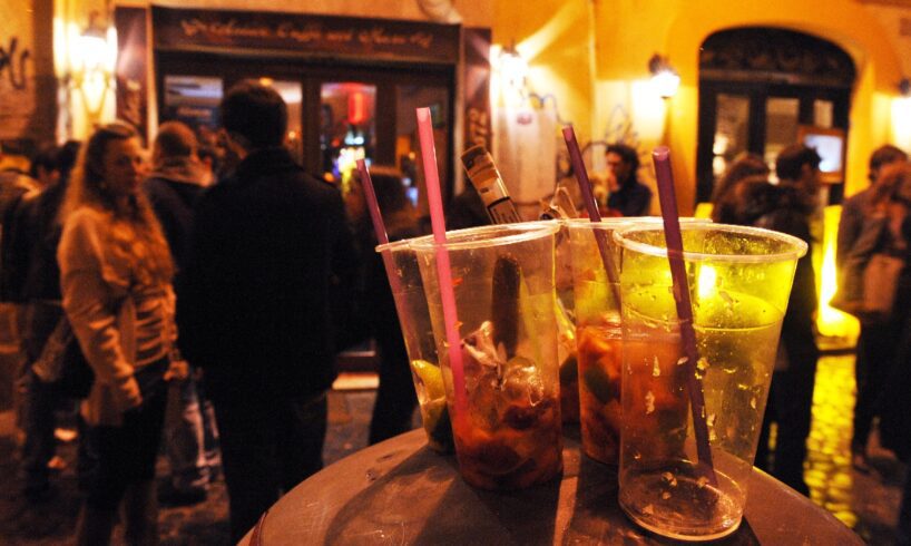 Catania, stop vendita alcolici dopo le 20: nuova ordinanza del sindaco Pogliese