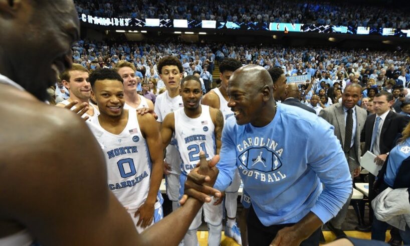 Basket, maglia di Michael Jordan venduta all’asta per 1,38 mln di dollari: indossata nel 1983
