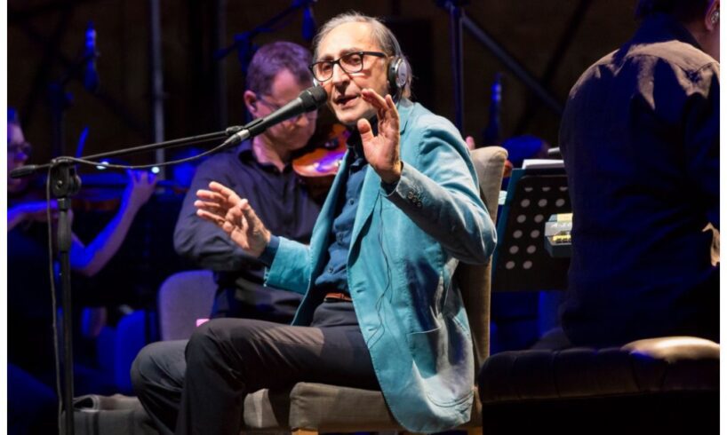 Battiato, la proposta dell’Arci: “Oggi alle ore 19 apriamo le finestre di case e uffici e suoniamo la musica del Maestro”