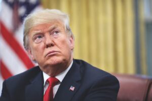 Usa, indagine penale sulla sulle aziende dell’ex presidente Trump: ipotesi di evasione fiscale e frode bancaria