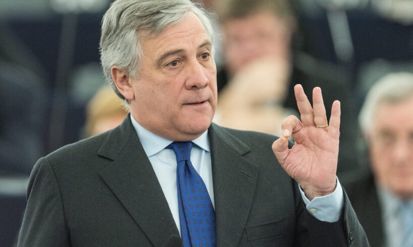 FI, Tajani: “Come Renzi, Alfano e Verdini insegnano le divisioni non portano risultati”