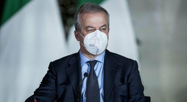 Covid, Locatelli: “Vaccinare gli ‘over 12’ prima dell’anno scolastico per ripartire in sicurezza”