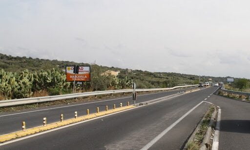 Biancavilla, resta lo spartitraffico sulla SS 284: da 50 a 70 km/h il limite di velocità