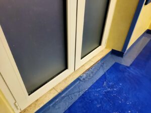 Bronte, la pioggia rischia di allagare il Pronto Soccorso: intervento di operatori e Vigili del Fuoco