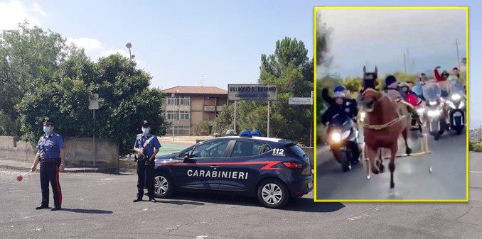 Camporotondo Etneo, 6 siracusani denunciati per la corsa di cavalli alle ‘Piscine’