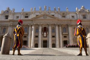 Omofobia, Corsera: “Vaticano attiva canali diplomatici per modifica ddl Zan”