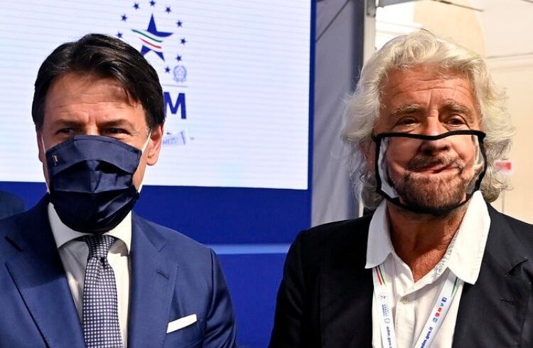 M5S, Conte a un passo dall’addio dopo il ‘vaffa’ di Grillo: lunedì conferenza stampa dell’ex premier