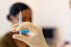 Ragalna, apre il centro vaccinale di villeggiatura: tutti i numeri per prenotarsi