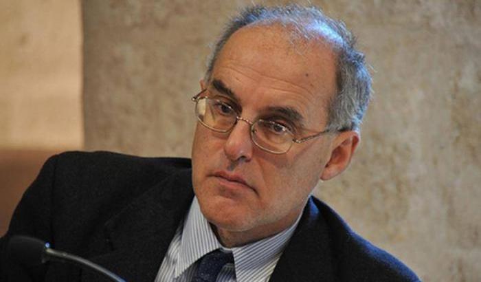 Covid, La Vecchia: “I contagi saliranno ma la stagione calda ci dà una mano e il tempo per vaccinarci”