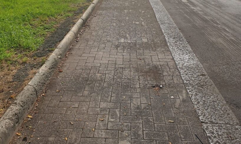 Catania, sindaco emette ordinanza dopo ‘pioggia' di cenere dell’Etna: moderare velocità e usare mascherina