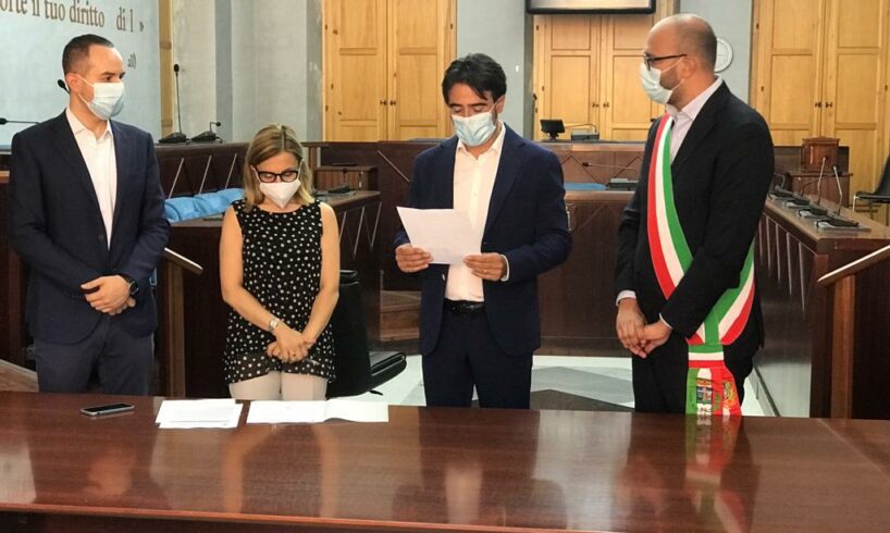 Biancavilla, giurano i nuovi assessori Cantarella e D’Asero: Martina Salvà in pole per la presidenza del Consiglio comunale