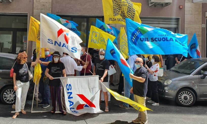 Adrano, caso liceo Verga: decide l’ufficio regionale scolastico. Al provveditore dossier di 200 pagine dai sindacati